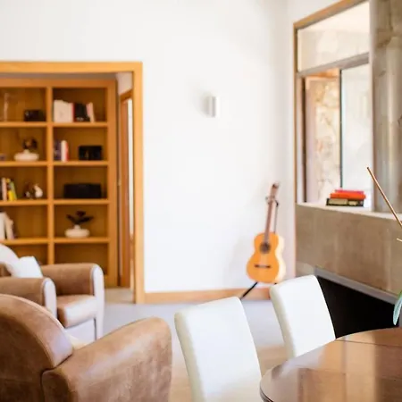 Villa De 7 Chambres Avec Piscine Privee Jacuzzi Et Jardin Clos A Porto Vecchio A 6 Km De La Plage Villa *