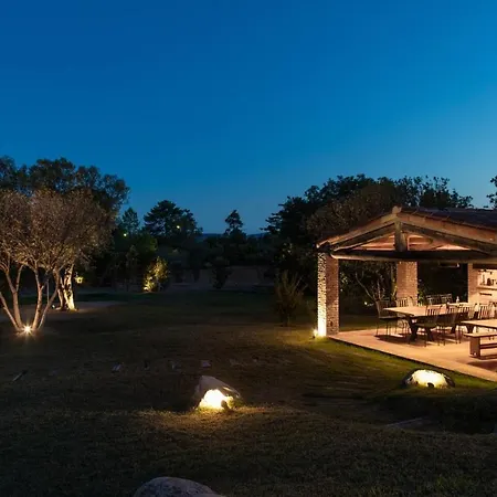 Villa Villa De 7 Chambres Avec Piscine Privee Jacuzzi Et Jardin Clos A Porto Vecchio A 6 Km De La Plage